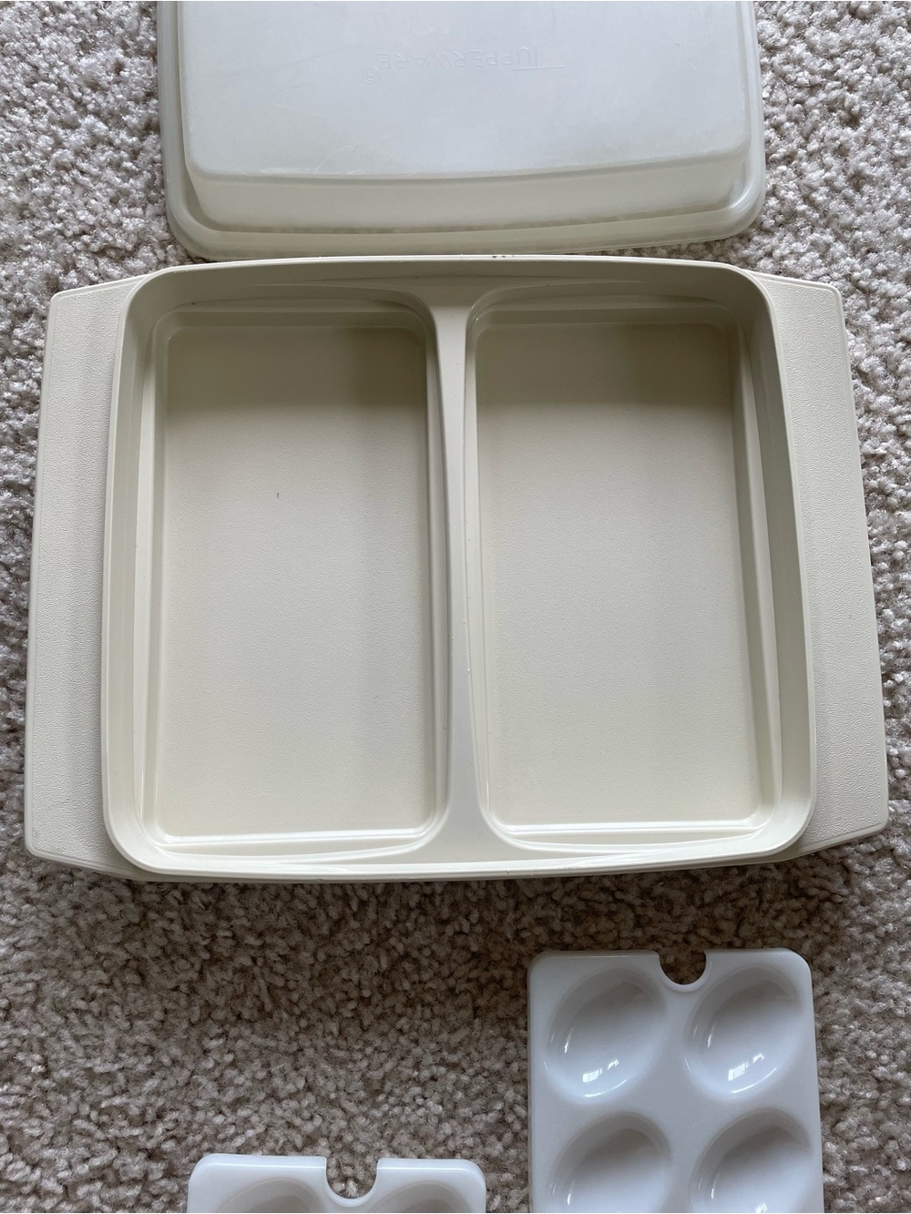 Tupperware Deviled Egg Tray - Picture 3 of 7